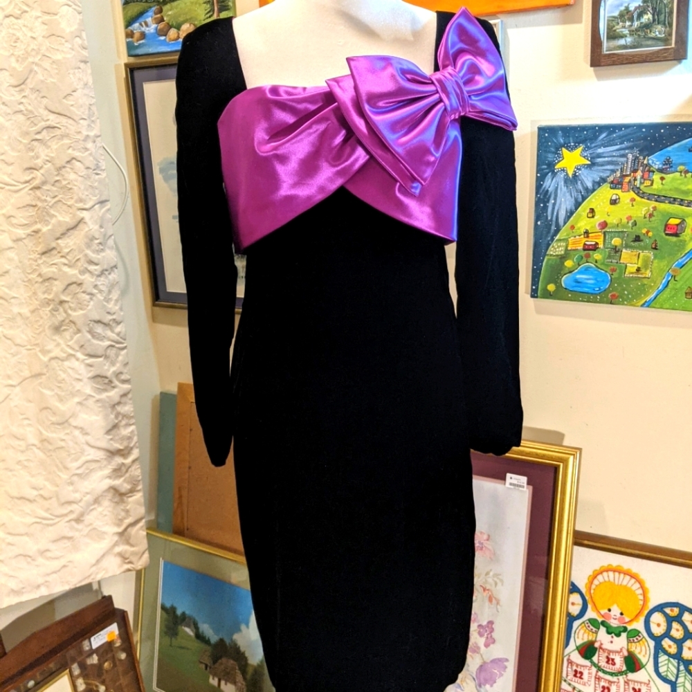 Vintage 1980''S Joan Raines New York Black Velvet Dress With Vibrant Purple Sati